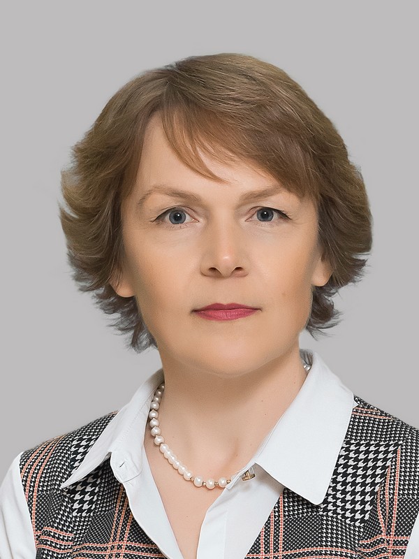 Петухова Марина Николаевна.